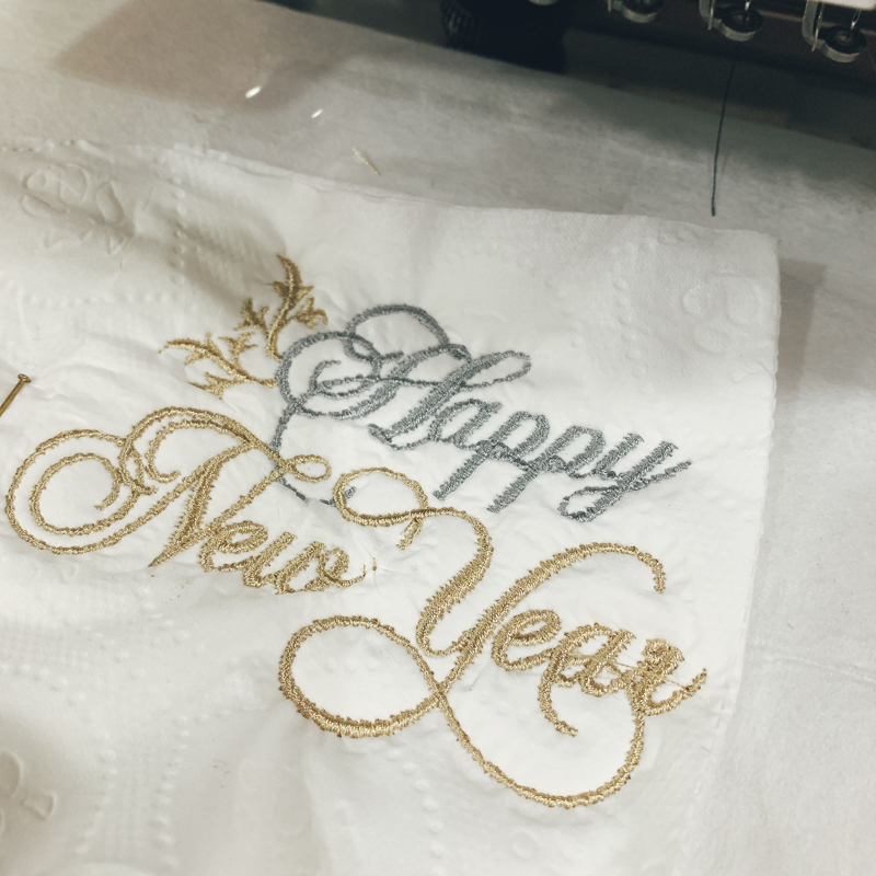 刺繡捲筒衛生紙