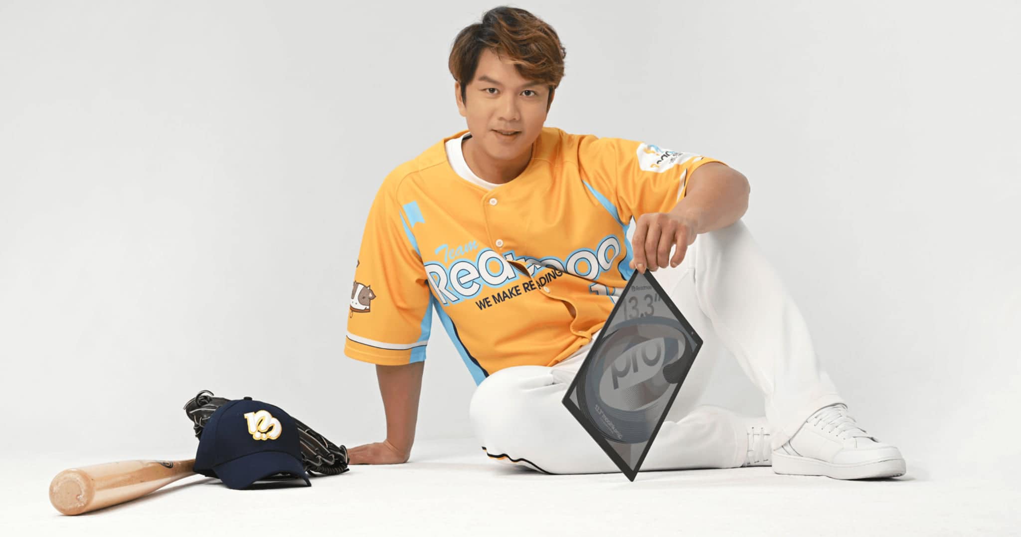 讀墨電子書客製化棒球帽品牌帽：職棒選手周思齊代言的品牌魅力「ZOOMIN潮帽訂製」